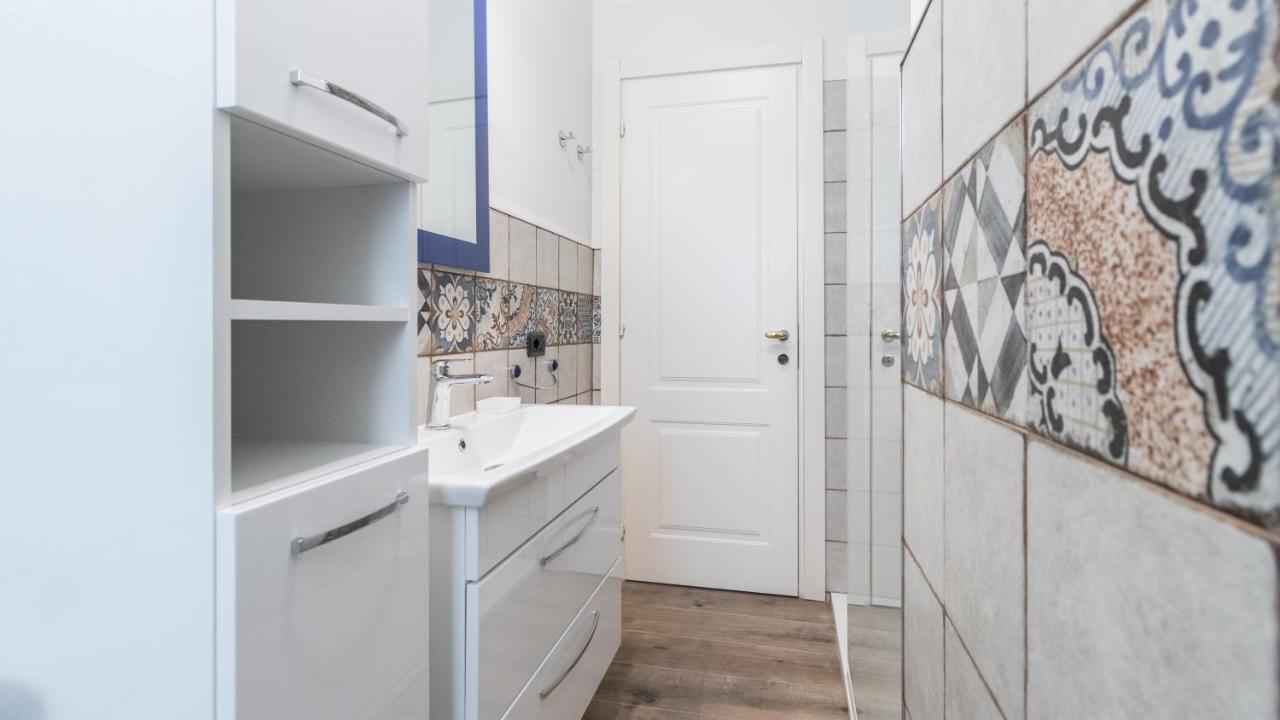 Italianway - Zara 63 Apartment Milan Luaran gambar
